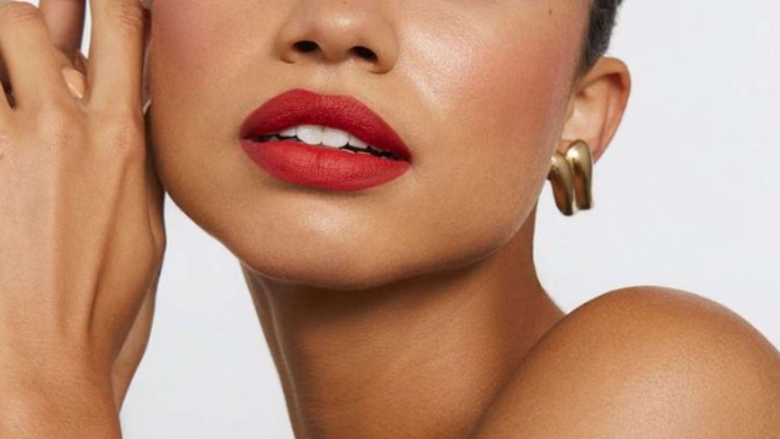 Blue-Based Red Lipsticks