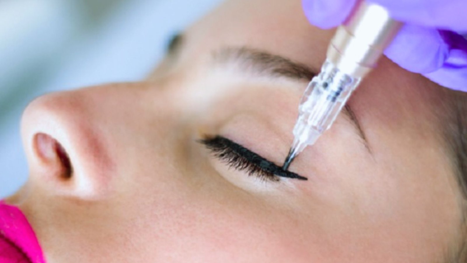 How Long Does Permanent Eye Liner Makeup Last?