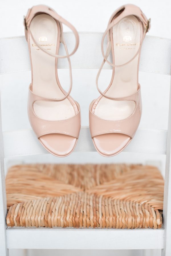 vegan sandals for spring beauty and colour