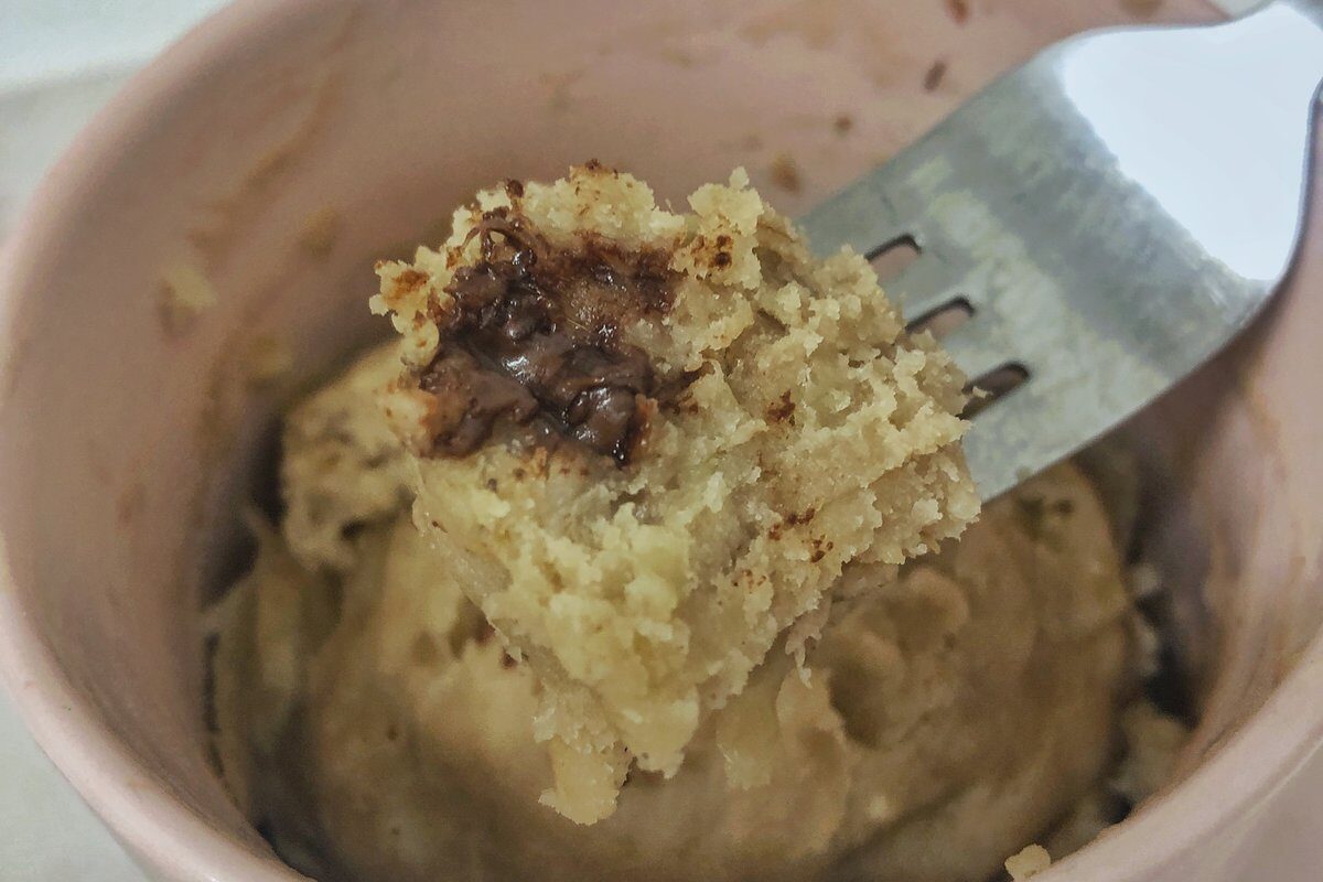 Vegan Banana Chocolate Chip Mug Cake Recipe beauty and colour