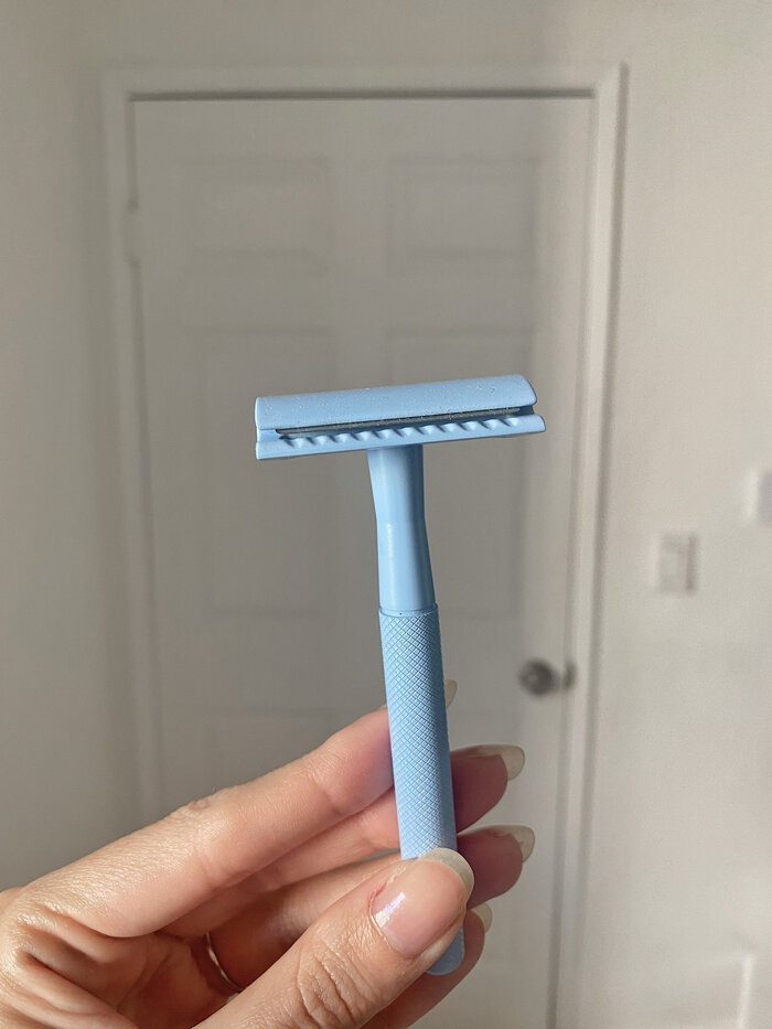 blue double edge safety razor