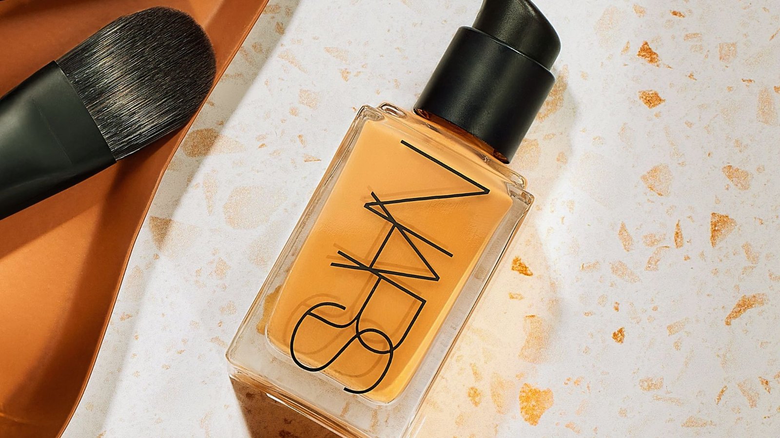 NARS Light Reflecting Foundation