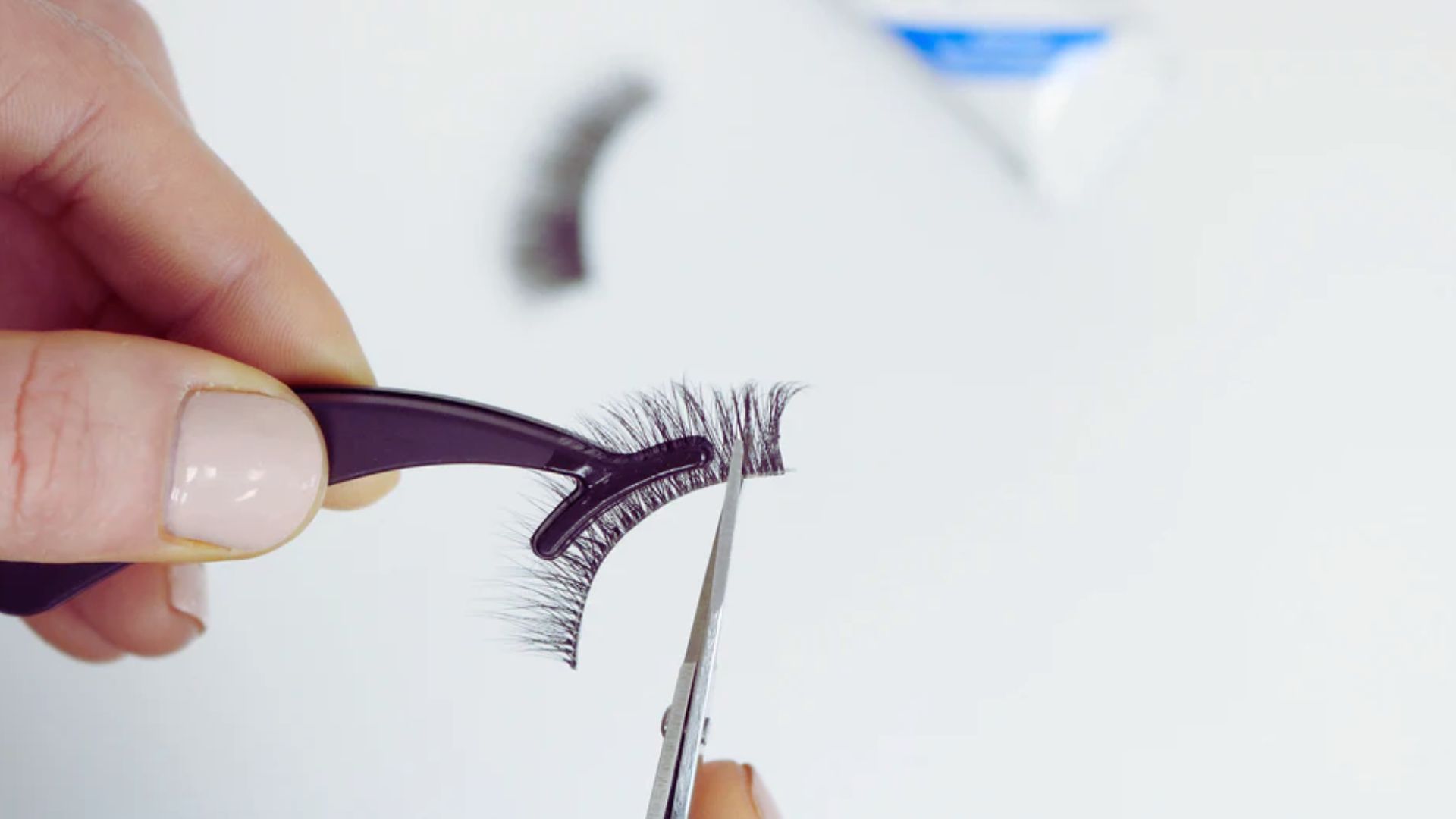 Measure and Trim the Lash Strip