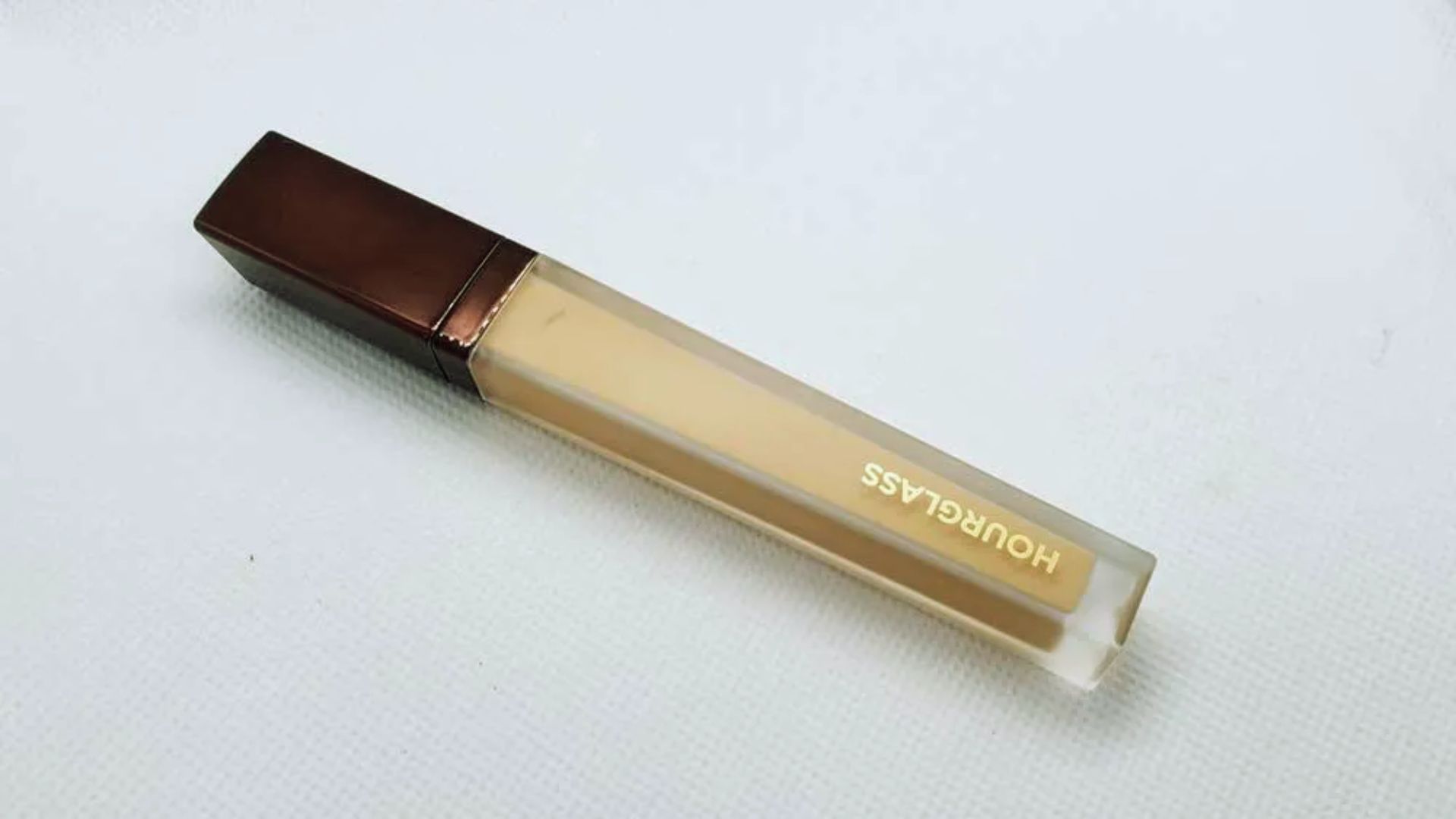 Personal Experience with Hourglass Vanish Airbrush Concealer
