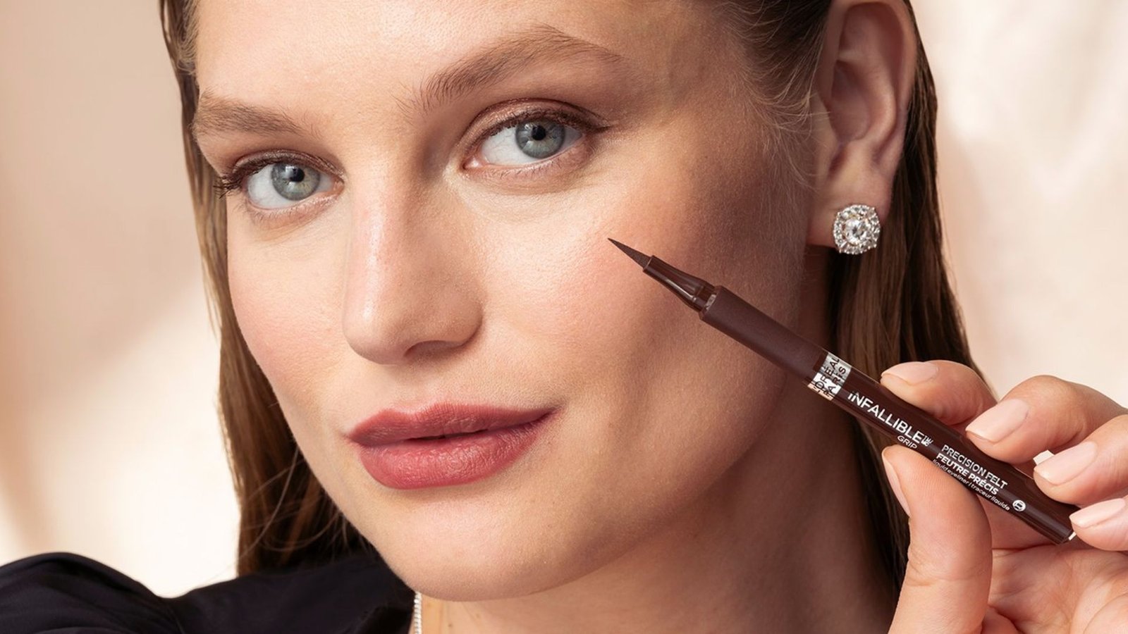 How to Prep for Easy Graphic Eyeliner Looks
